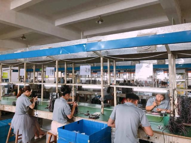 從浙江寶媽到年銷過億的通訊女王 淘寶天貓前十背后的研發(fā)與銷售傳奇